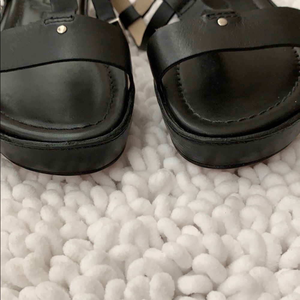 Black leather Elizabeth and James strappy sandals - Picture 6 of 7